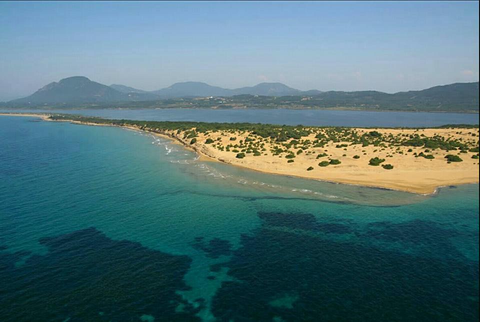 Tetraktys Estate Beachside Υδωρ Agios Matthaios  Экстерьер фото
